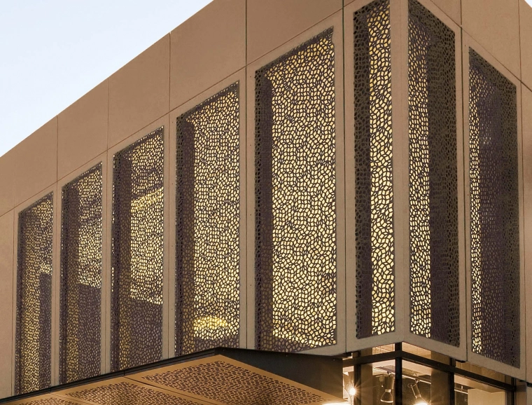 Outletcity Einkauf Metzingen Fassade